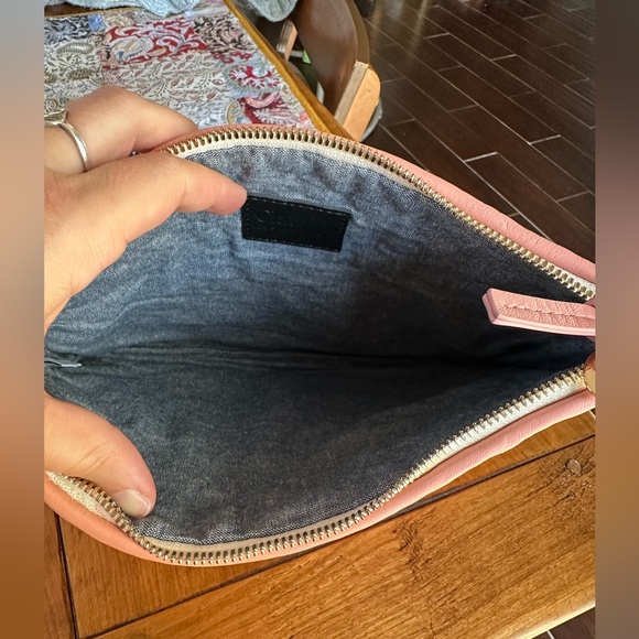 Clare V Flat Clutch with tabs - Picture 8 of 9